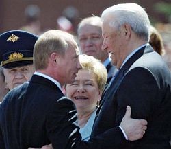 «Как бы там ни было, но Путин на посту президента несравнимо лучше Ельцина, не-срав-ни-мо!»